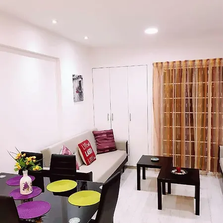 Family Comfort 2 Bdrm Apts Near The Sea *