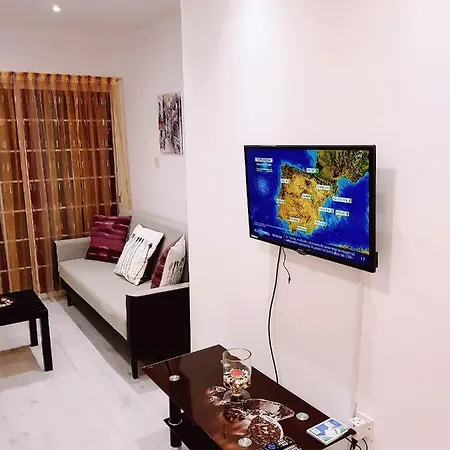 Family Comfort 2 Bdrm Apts Near The Sea *